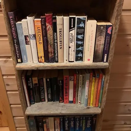 Exclusive Fjord Getaway With Sauna Leirgulen