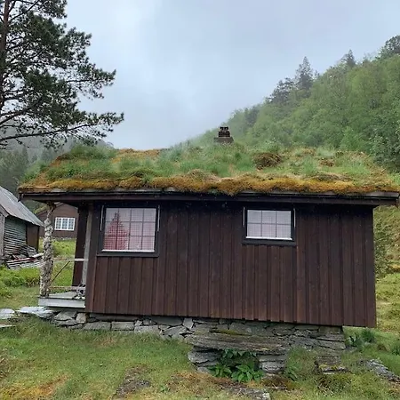 Exclusive Fjord Getaway With Sauna Leirgulen