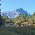 Σπίτι διακοπών Exclusive Fjord Getaway With Sauna Leirgulen