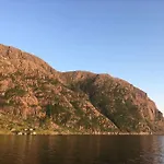 Σπίτι διακοπών Exclusive Fjord Getaway With Sauna *