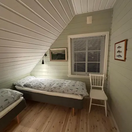 Exclusive Fjord Getaway With Sauna Feriehus Leirgulen