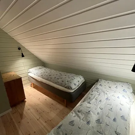 Exclusive Fjord Getaway With Sauna Feriehus