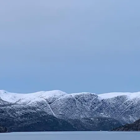 Feriehus Exclusive Fjord Getaway With Sauna *