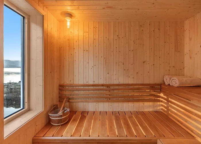 Feriehus Exclusive Fjord Getaway With Sauna
